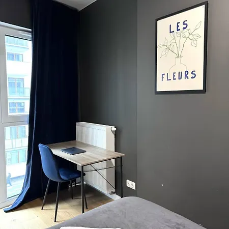 Apartment Lux In Wola - Parking, 2-rooms, Wi-fi