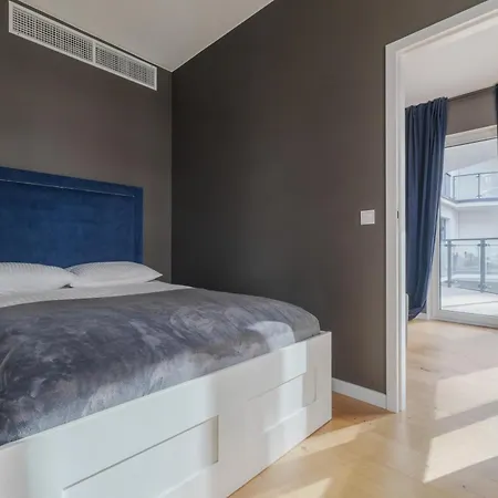 Lux In Wola - Parking, 2-rooms, Wi-fi * Warszawa